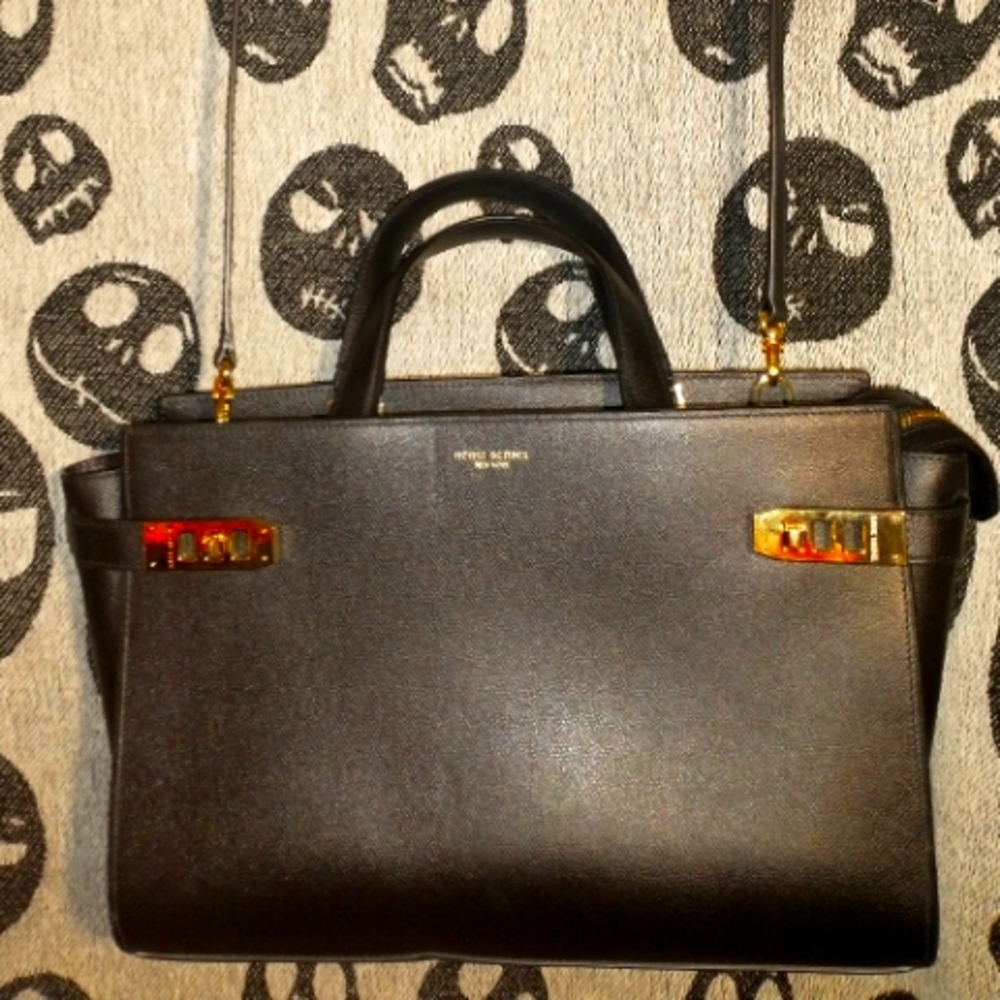 Henri Bendel Sachel Bag (Black)